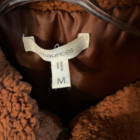 Maurices Woman’s Size Medium Plaid Flannel Quilted Vest Full Zip Pockets - Picture 2 of 8